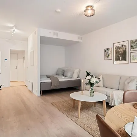 Brand New In Sandviken, Near 아파트